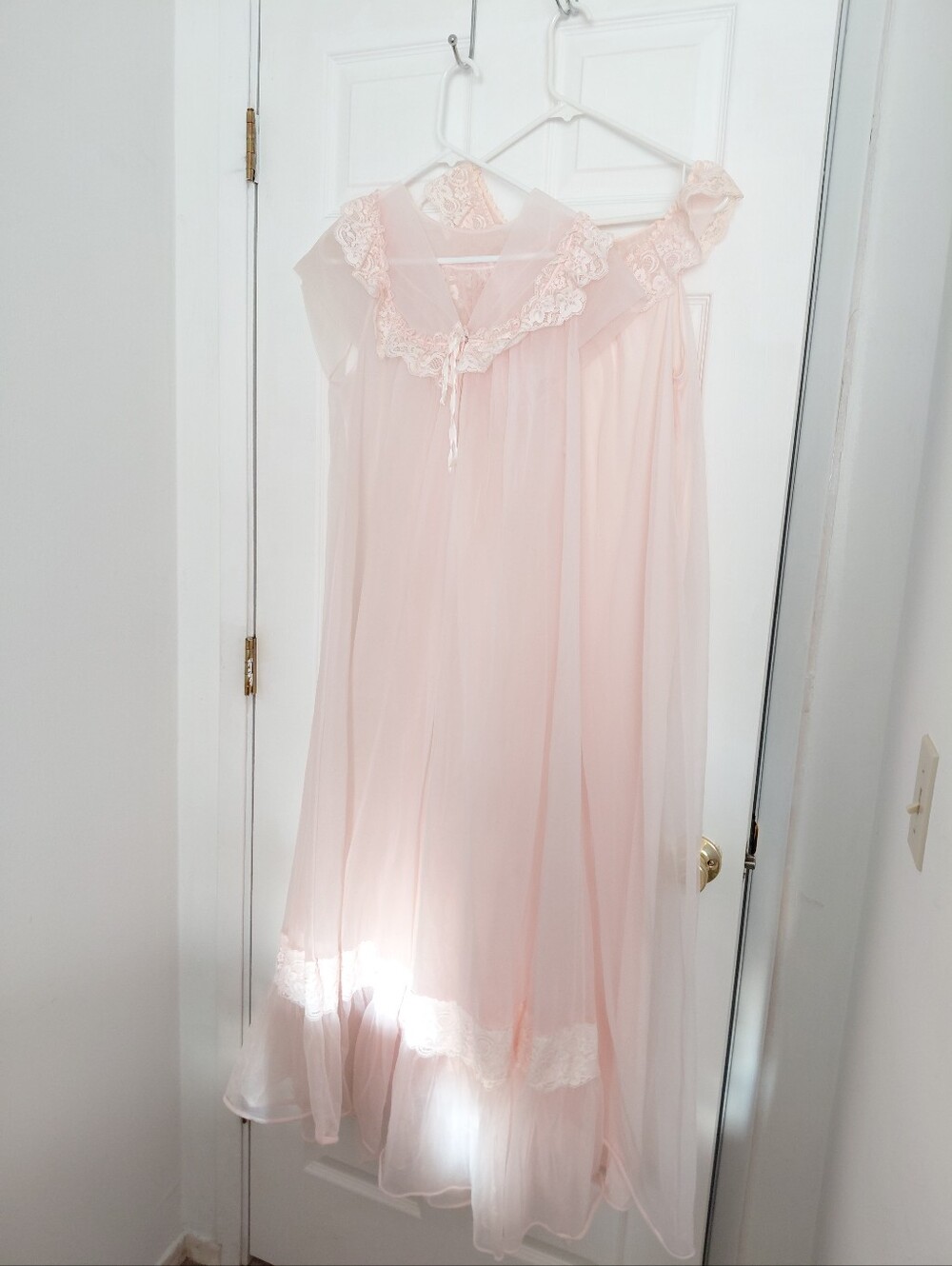 Shadowline Vintage Pink Robe And Nightgown - Women's Intimates